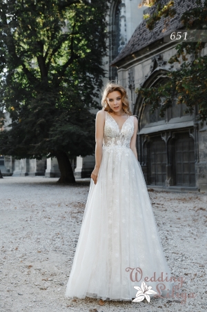 Wedding dress №651