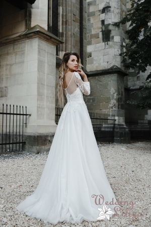 Wedding dress №653