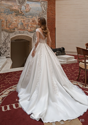 Wedding dress №835