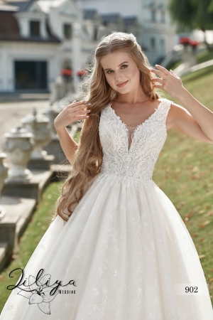 Wedding dress №902