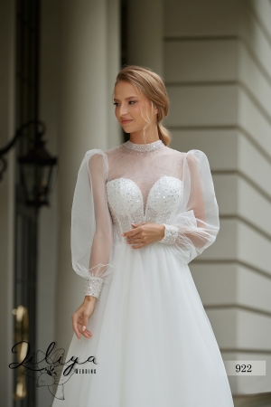 Wedding dress №922