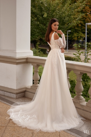 Wedding dress №971