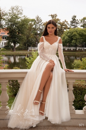 Wedding dress №971