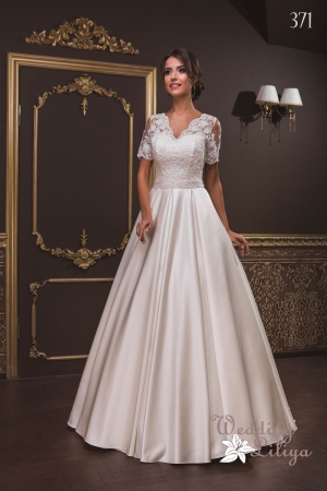 Wedding dress №371