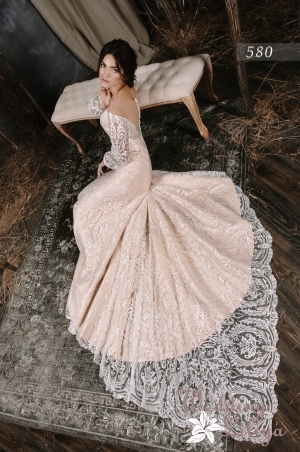 Wedding dress №580