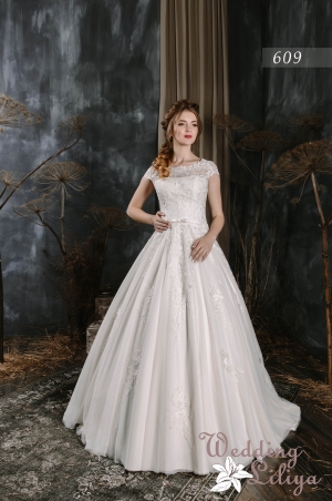 Свадебное платье №609