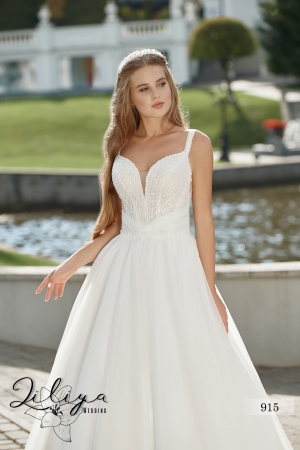 Wedding dress №915